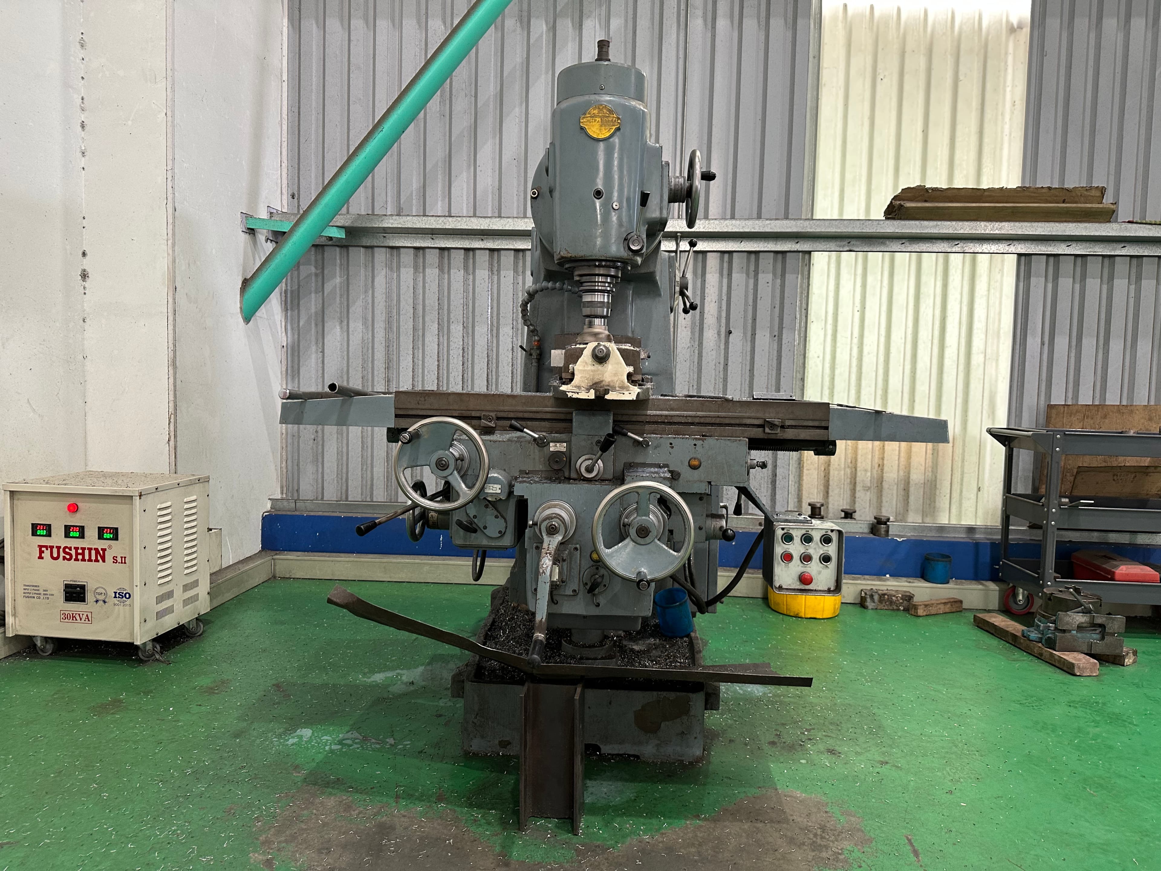 Conventional Milling Machine