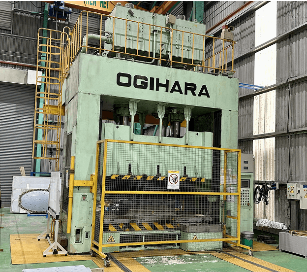 400-Ton Hydraulic Press Brake